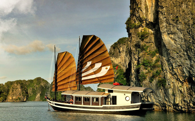 halong legend cruise